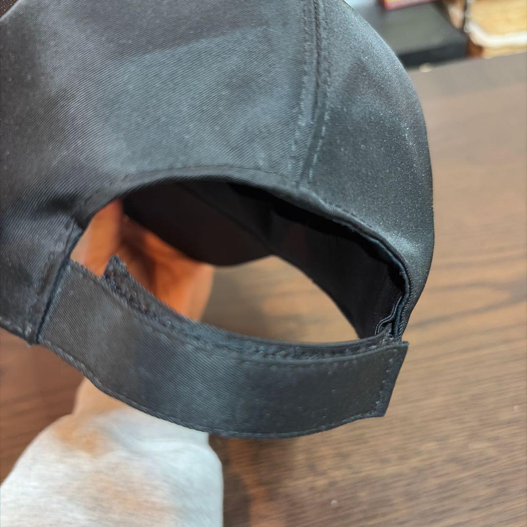 PRADA ブラック キャップ