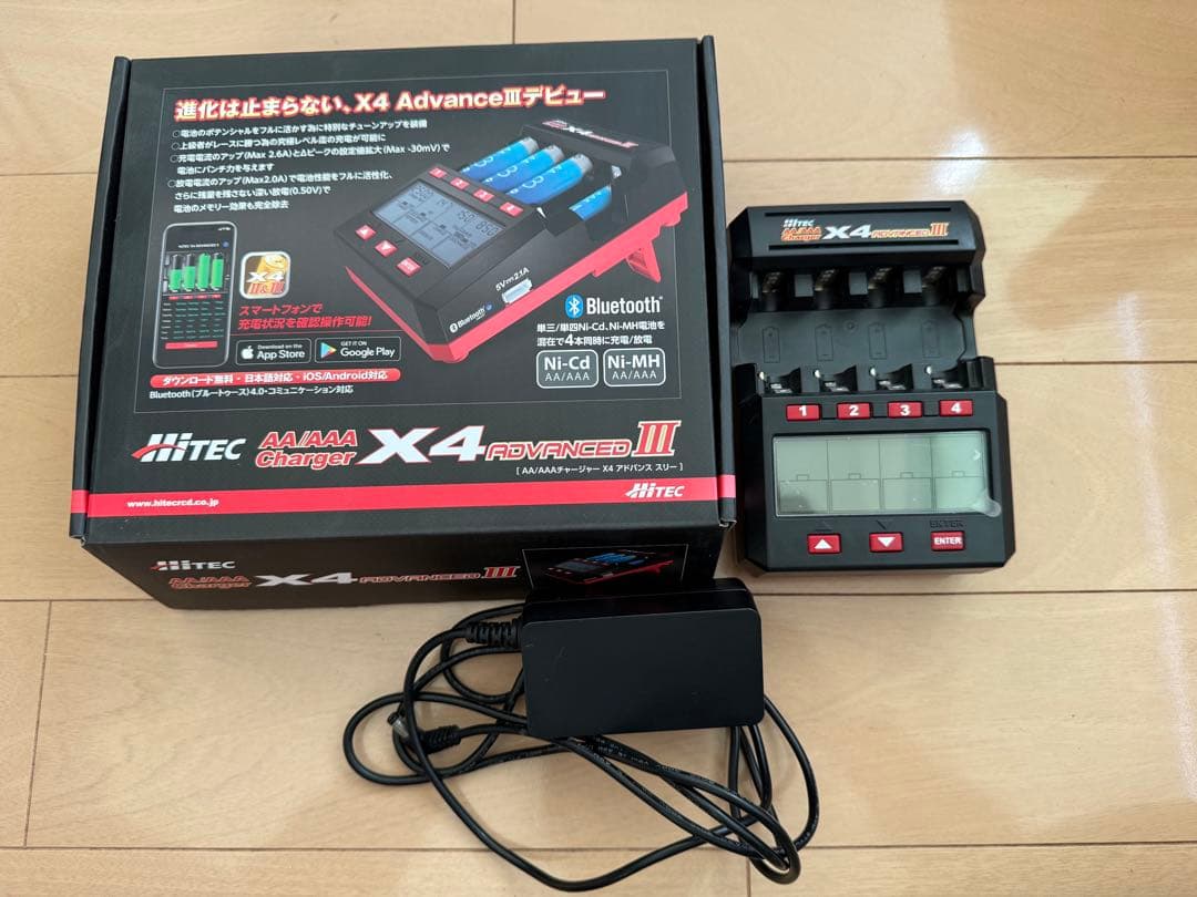 HITEC X4 Advanced III 充電器　ミニ四駆