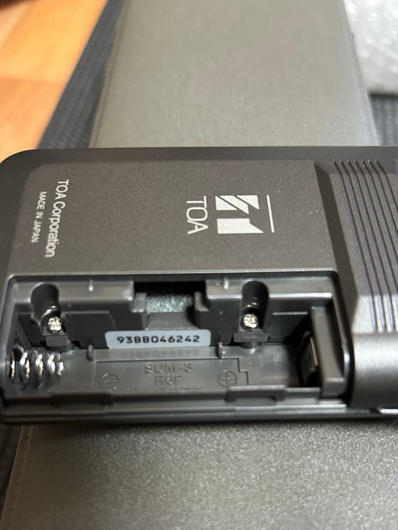 TOA ワイヤレスマイク　タイピン型　　WM-350-B11