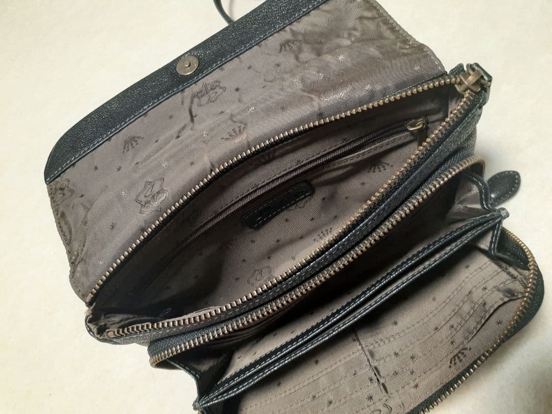 Dakotaお財布ポシェット