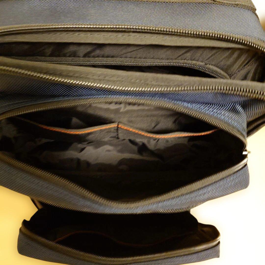 イノベーター INNOVATOR ソフトキャリーケース ネイビー