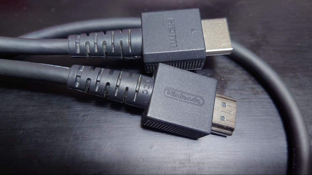 Nintendo Switch 本体 純正ケース付き プロコンもお付けします！