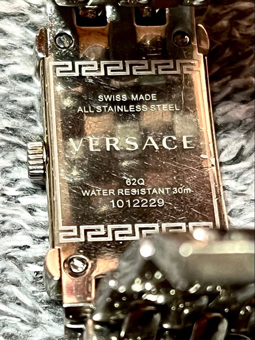 VERSACE ステンレススチール 時計 防水　ヴェルサーチCOOL エレガンス