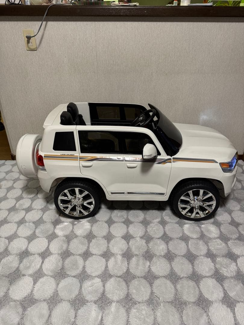 電動乗用カー TOYOTA ランクル 電動乗用ラジコン トヨタ ランドクルーザー
