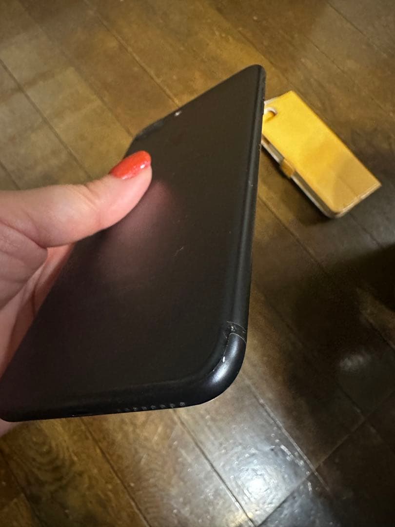 Apple iPhone 7 Plus 32GB SIMフリー　ブラック 本体