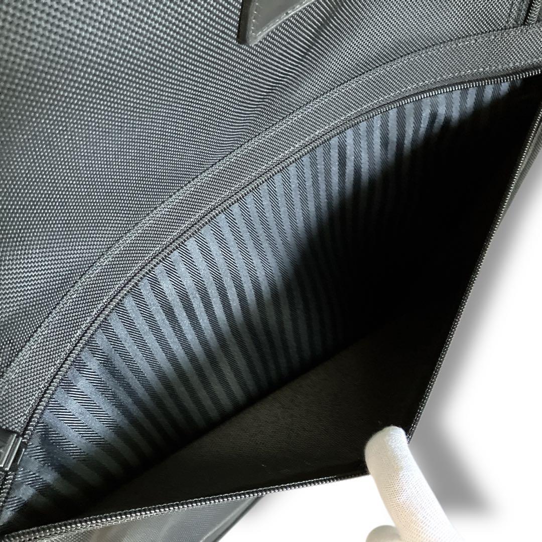 トゥミ 良品 超大容量 多収納 大型 キャリーバッグ キャリーケース ブラック