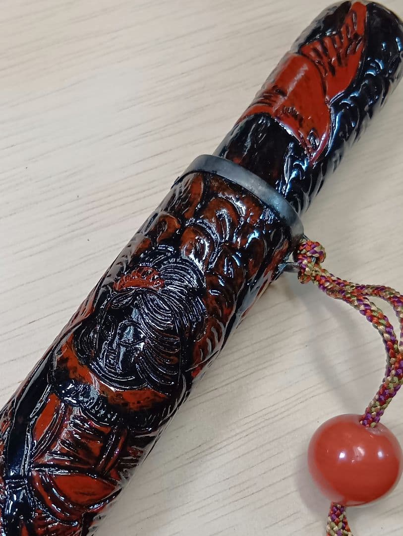 煙草入れ相良刺繍天女前金具／天女漆煙管筒