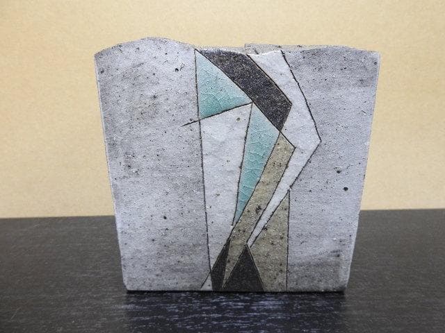 佐藤和彦　釉彩文角壺　共箱　MA376