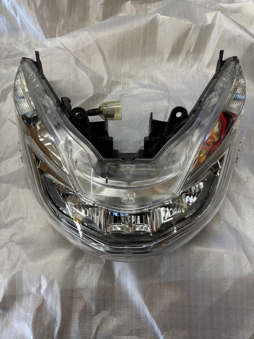 中古PCX125•150 JF56•KF18 ホンダ　純正ヘッドライトユニット