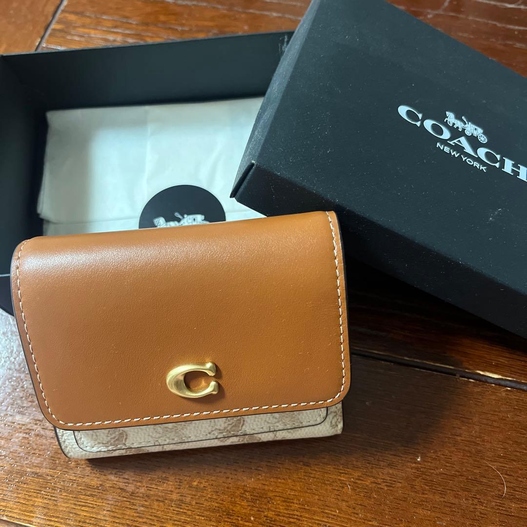 COACH 三つ折り財布 ブラウン/ベージュ