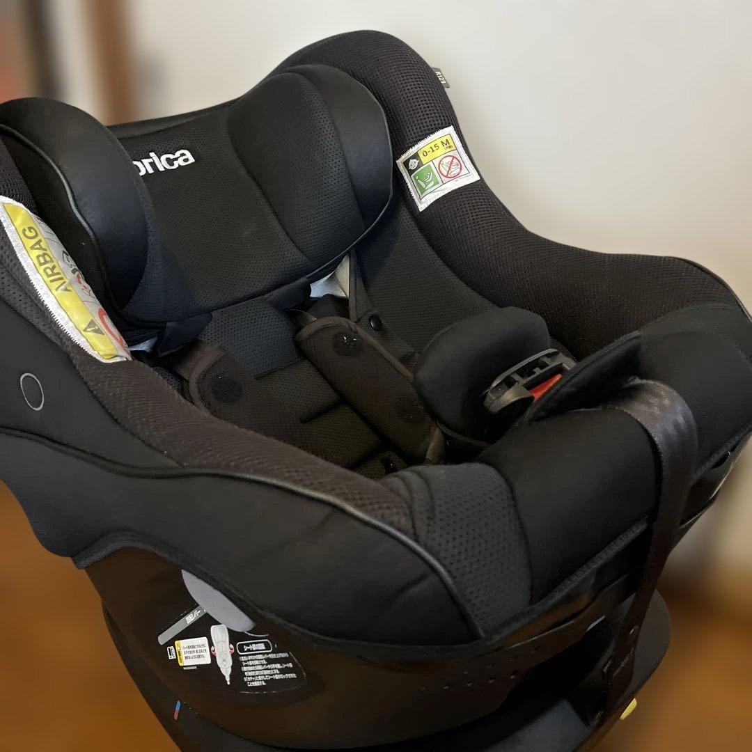 お値下げ中　クルリラビッテ プロテクト(アカチャンホンポ限定) チャイルドシート