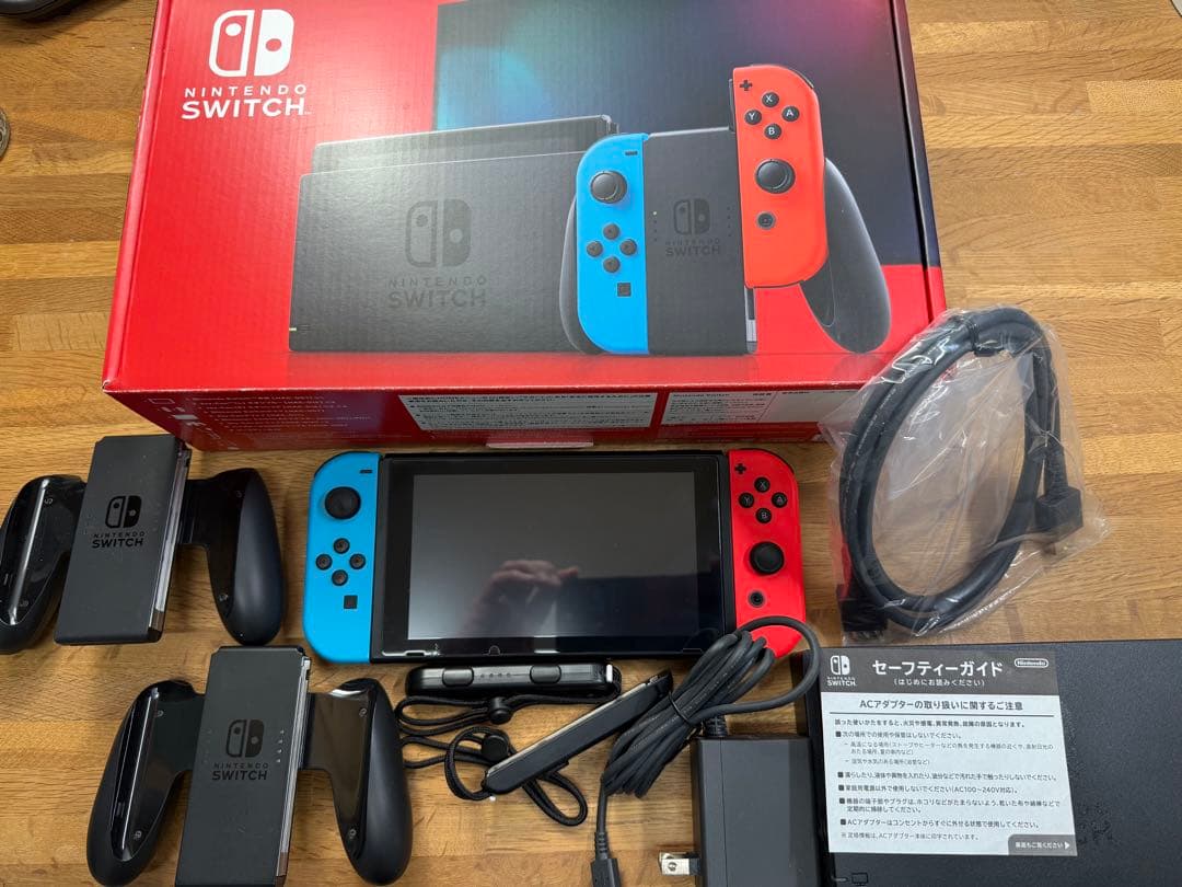 Nintendo Switch 本体 + おまけ Joy-Conグリップ