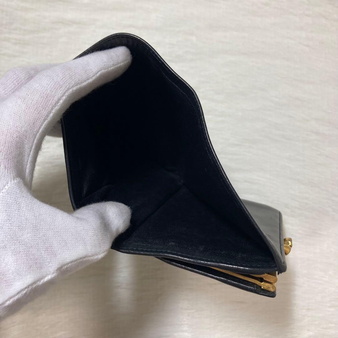 本日おすすめ　美品　GUCCI グッチ　早い者勝ち　二つ折り　がま口　金フレーム