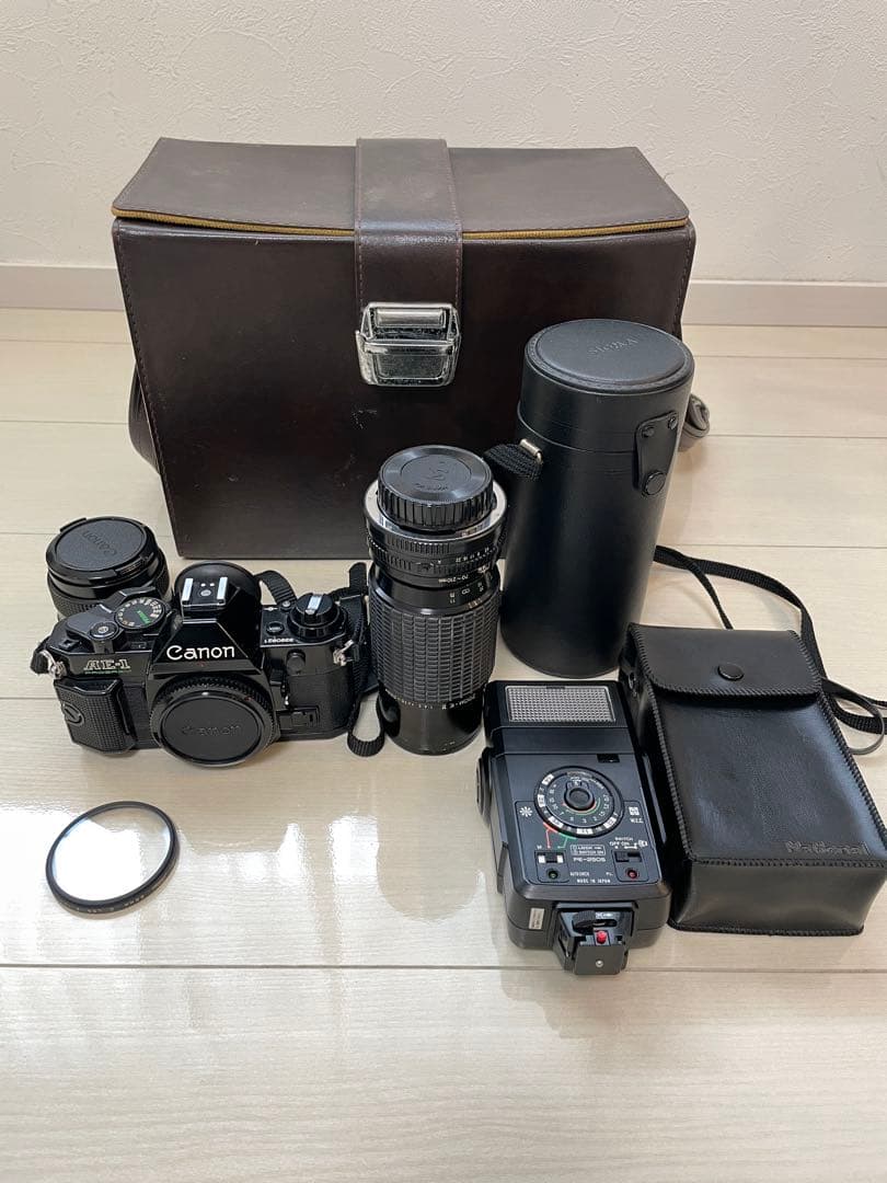 Canon AE-1 Program フィルムカメラ セット　ブラック　カメラ