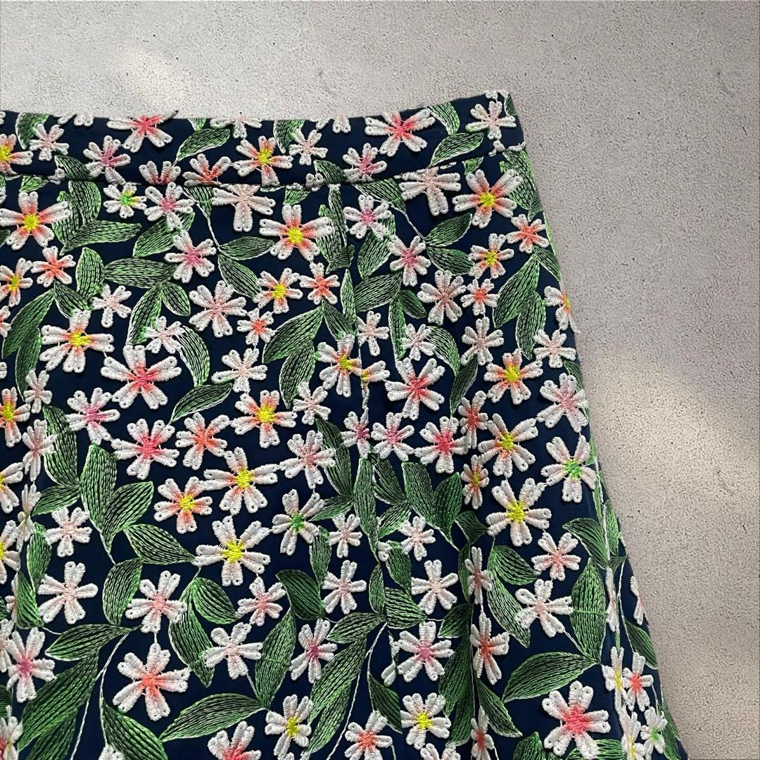 ★未使用★ 定価5万円 TOCCA トッカ 花柄 フレアスカート 総刺繍 S