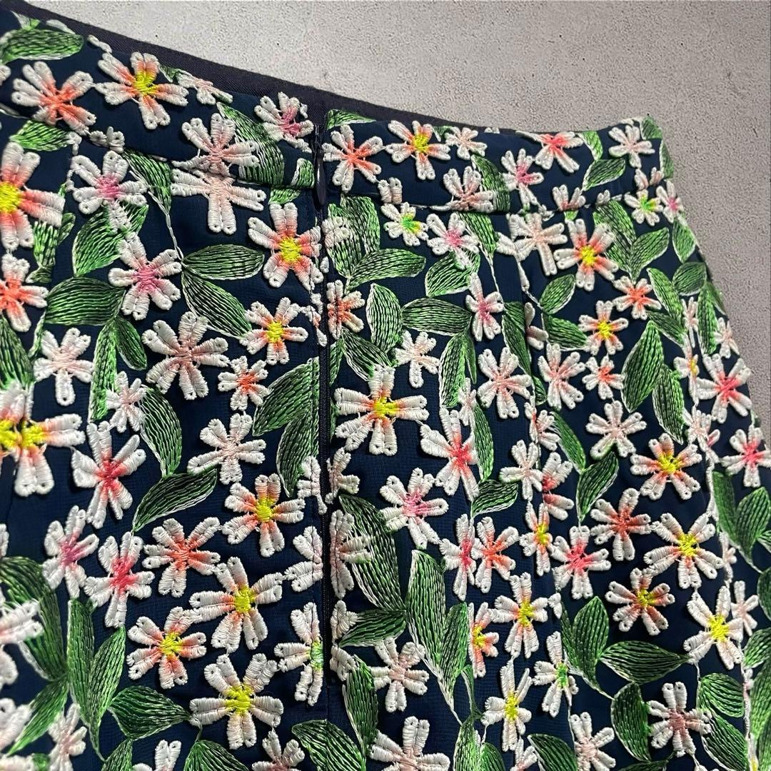 ★未使用★ 定価5万円 TOCCA トッカ 花柄 フレアスカート 総刺繍 S