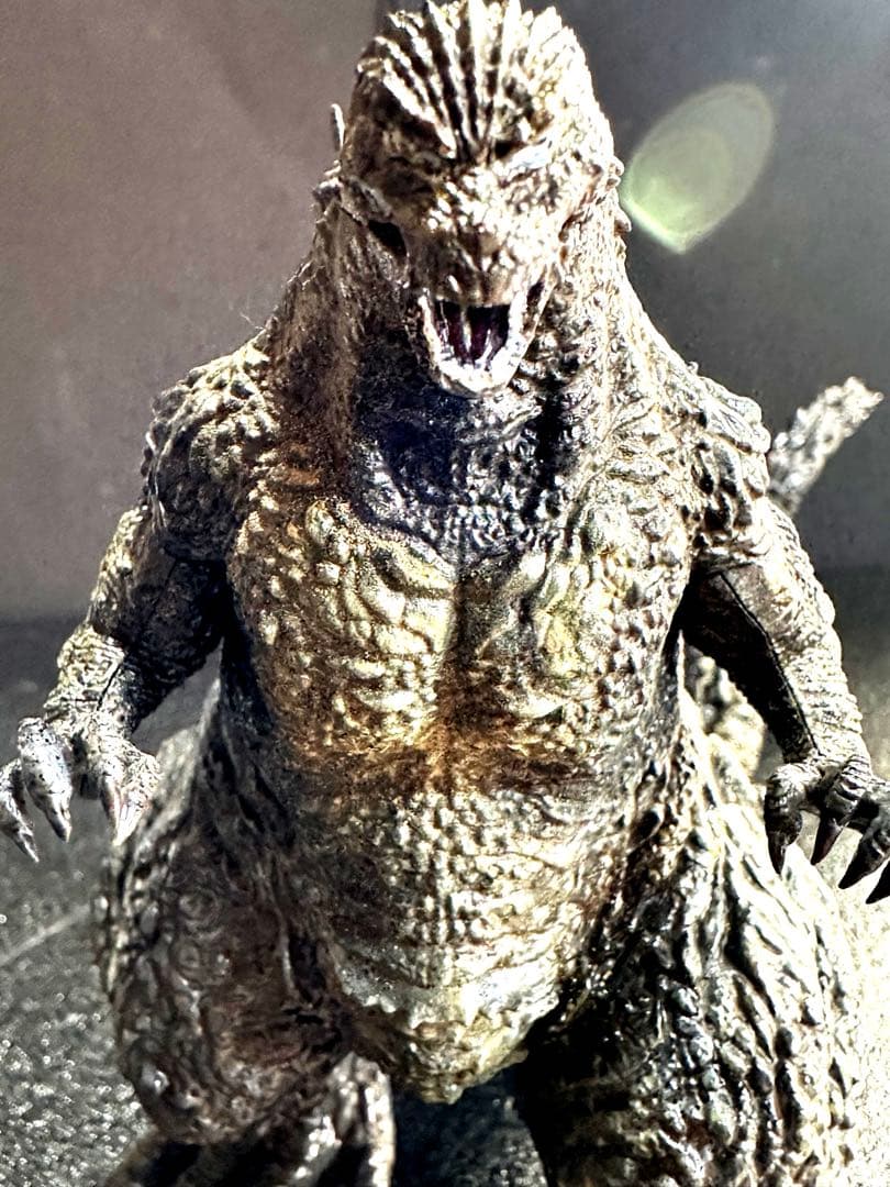 TMKゴジラ２０２３プラモデル組み立て完成品、銀座ジオラマセット