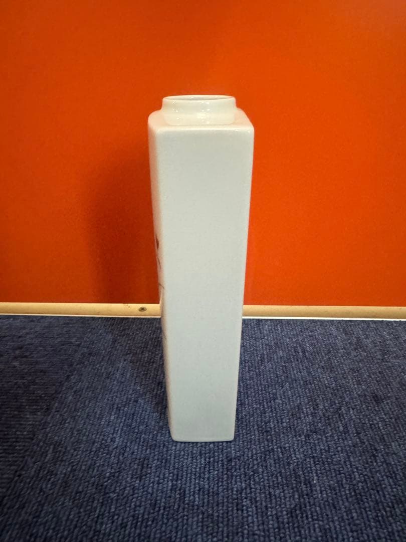 2014 深川製磁　染錦菊　壁掛け　花瓶