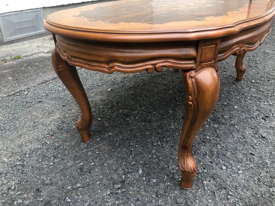 イタリア製　象嵌テーブル　コーヒーテーブル　ダイニングテーブル　猫脚　オシャレ