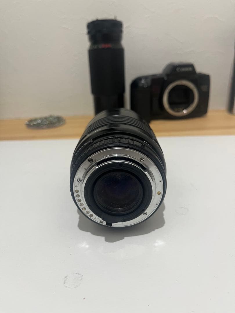 Canon カメラ本体とズームレンズ4本セット