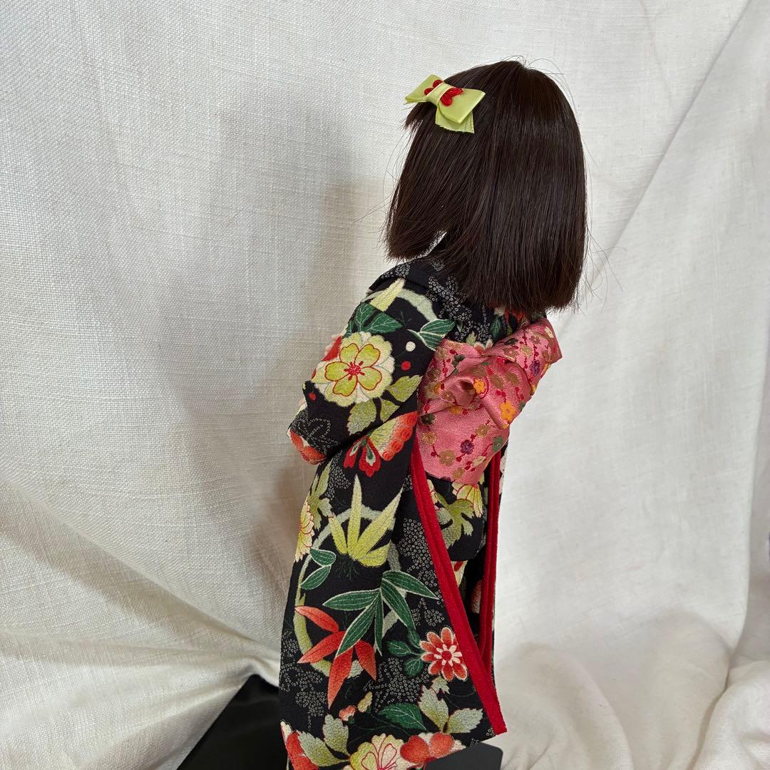 三輪輝子　市松人形