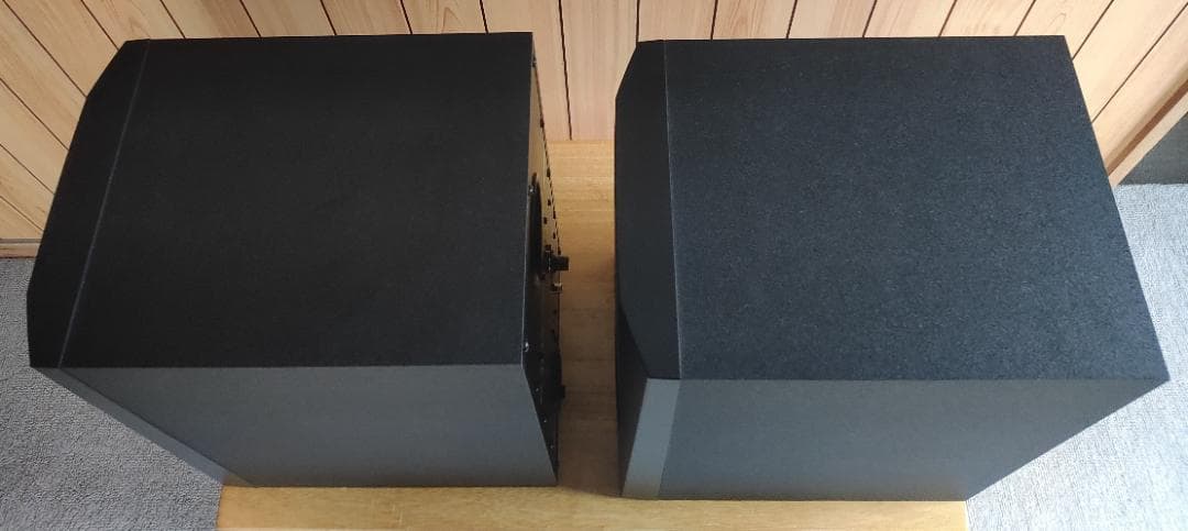 ADAM AUDIO T7V スタジオモニター