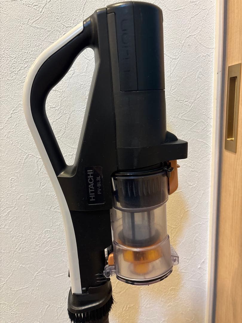 HITACHI コードレス掃除機　PV-BL3L BT新品レベル収納付スタンド