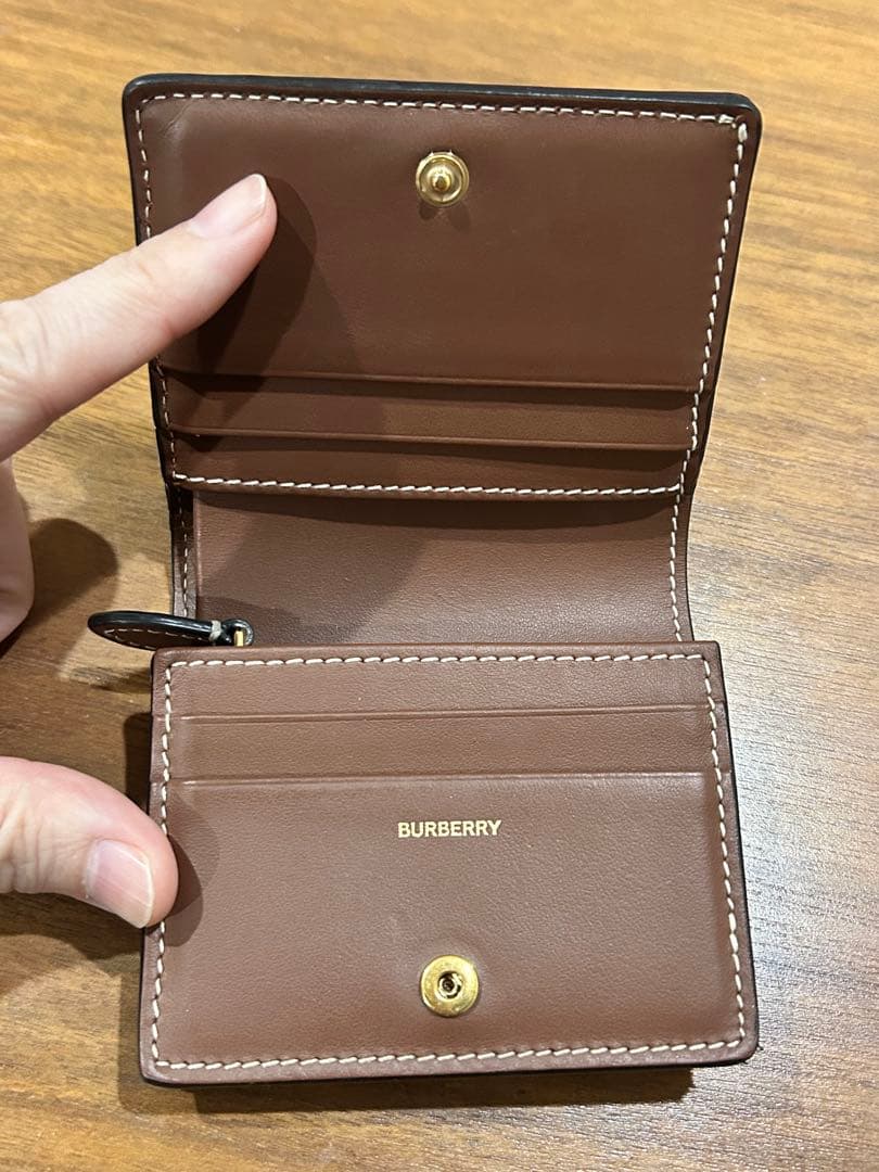 BURBERRY 二つ折り財布 ブラウン チェック柄
