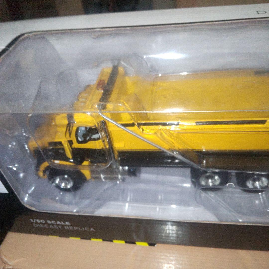 ファーストギア　ダンプ重機積載トレーラー　ブルドーザー　2セット 1/50