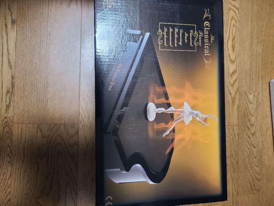 The Classical Piano グランドピアノ置物(6曲入り)人形付き