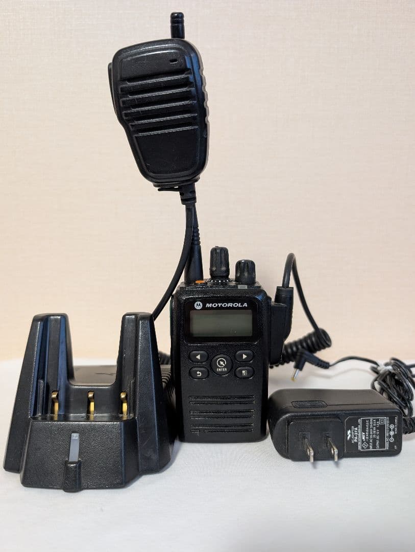 モトローラ デジタル簡易無線機 免許局 トランシーバー GDB4500 マイク付