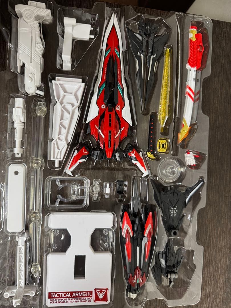 メタルビルド ガンダムアストレイ レッドフレーム改　カレトヴルッフ　セット