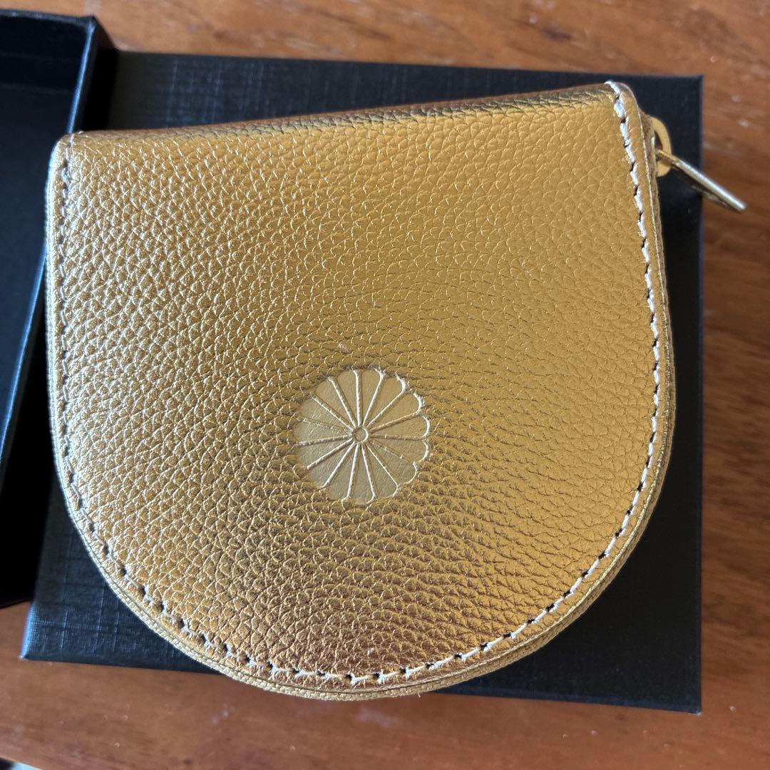 23:00まで値下！皇居　ケース　一番人気ゴールド