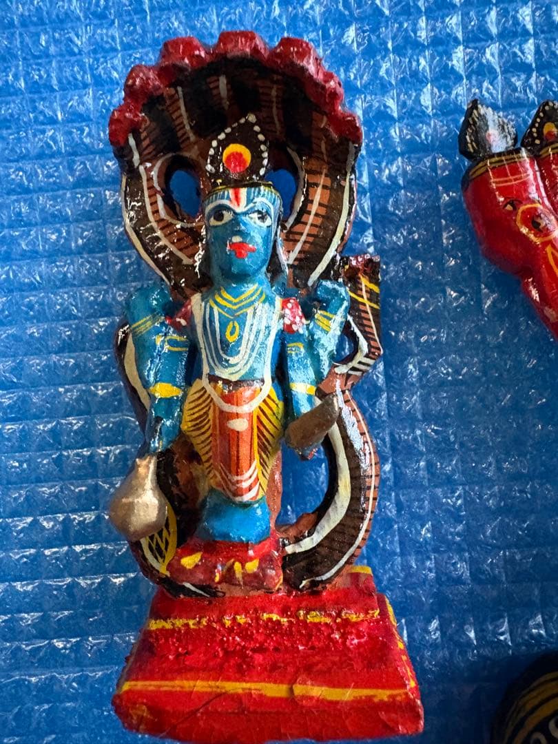 ヒンドゥー教の像　ビシュヌ　ハヌマーン　ドルガ　クリシュナ　ブラフマー