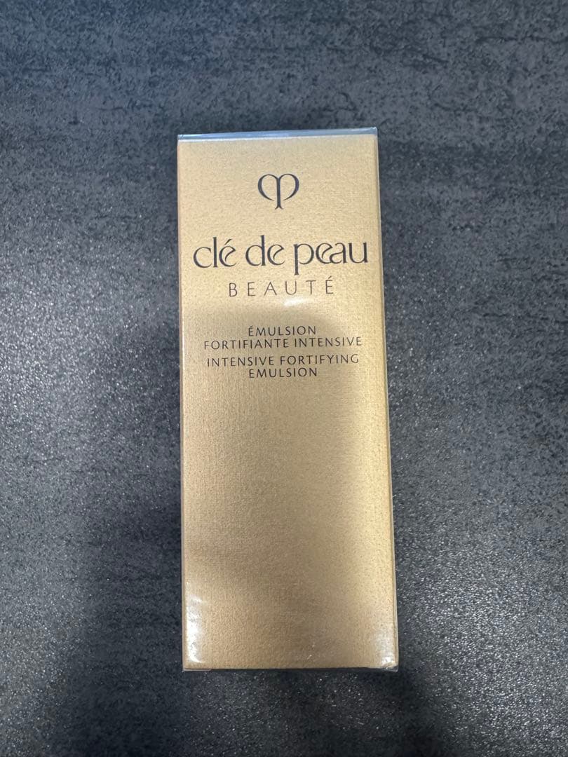 クレドポー　乳液(夜用) 125ml