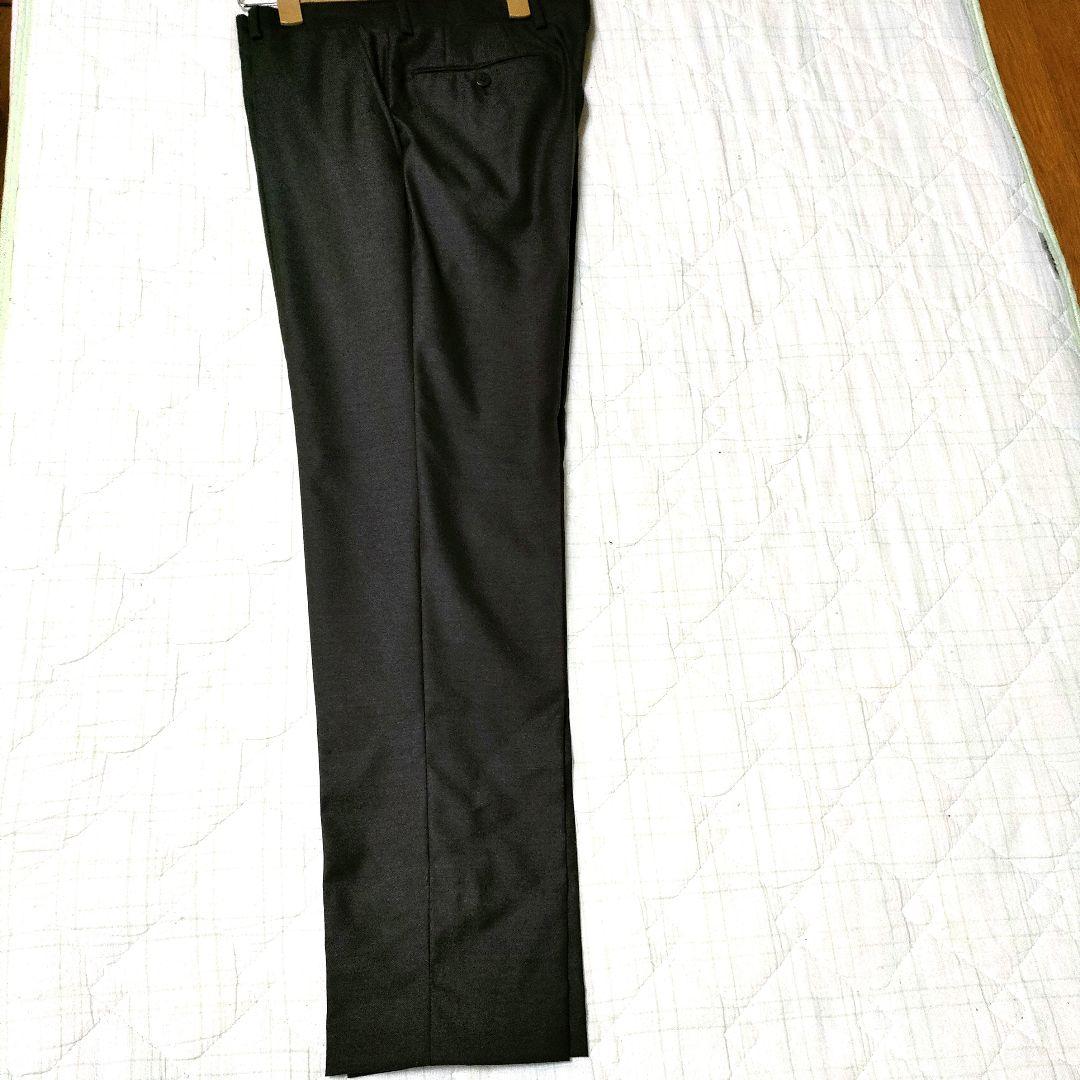 未使用級　ウールシルク スリーピース スーツ 黒