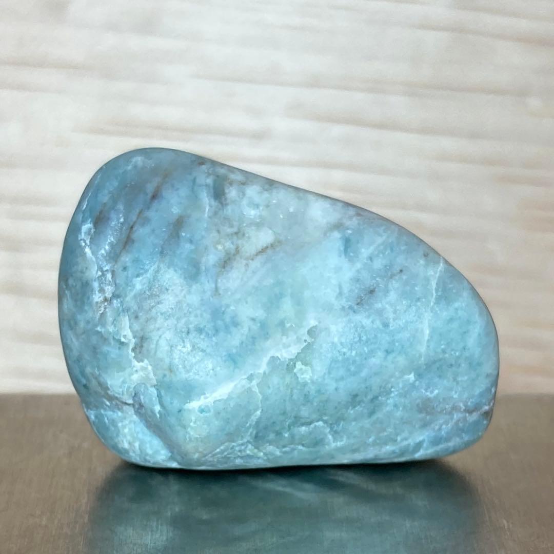 糸魚川翡翠　入りコン沢　青翡翠　海石　加工・バレル研磨なし　原石　17.2ｇ