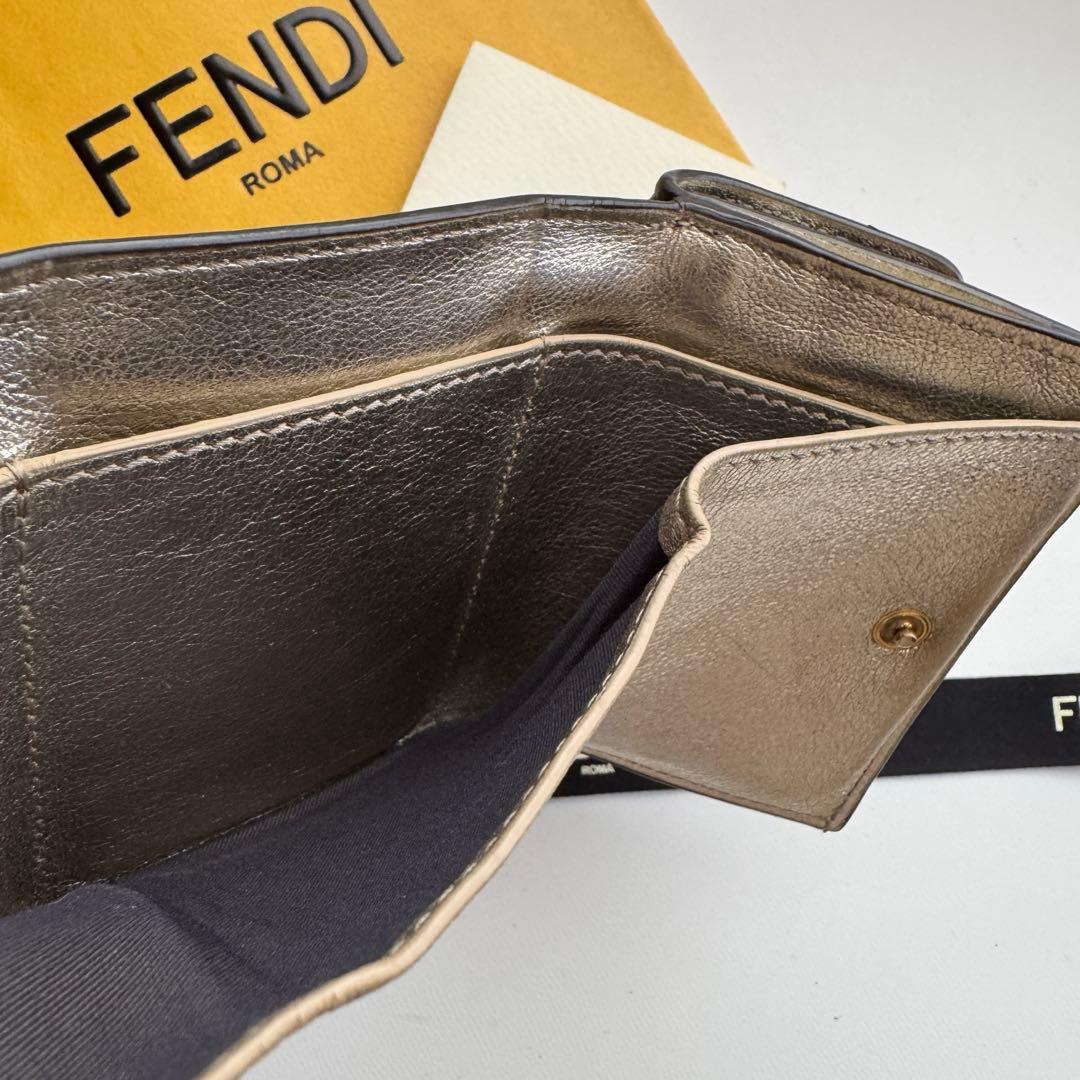 【美品】 41 FENDI フェンディ 3つ折り財布