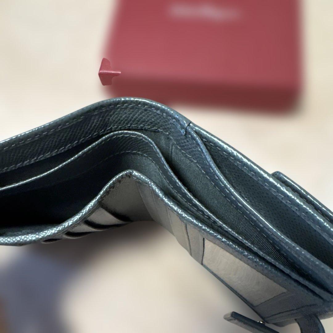 Salvatore Ferragamo 二つ折り財布