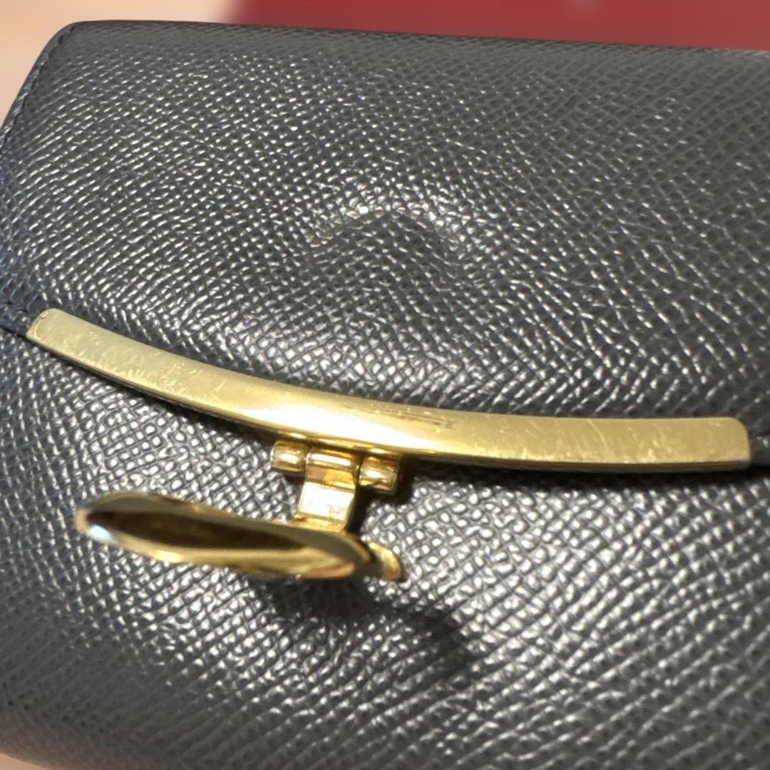 Salvatore Ferragamo 二つ折り財布