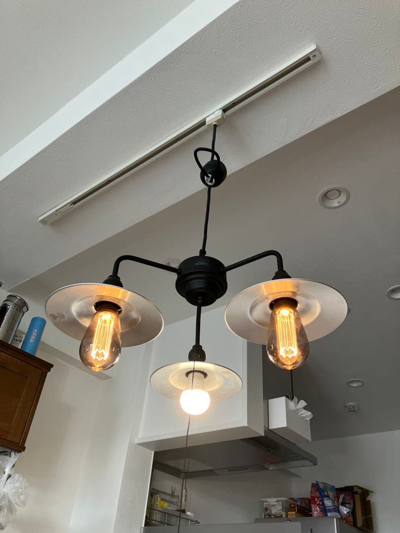 後藤照明　GLF3142 アルミシェード3灯ペンダントライト