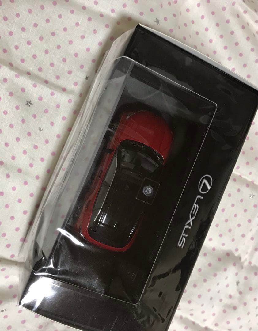 レクサス　LBX 左ハンドル　京商　③