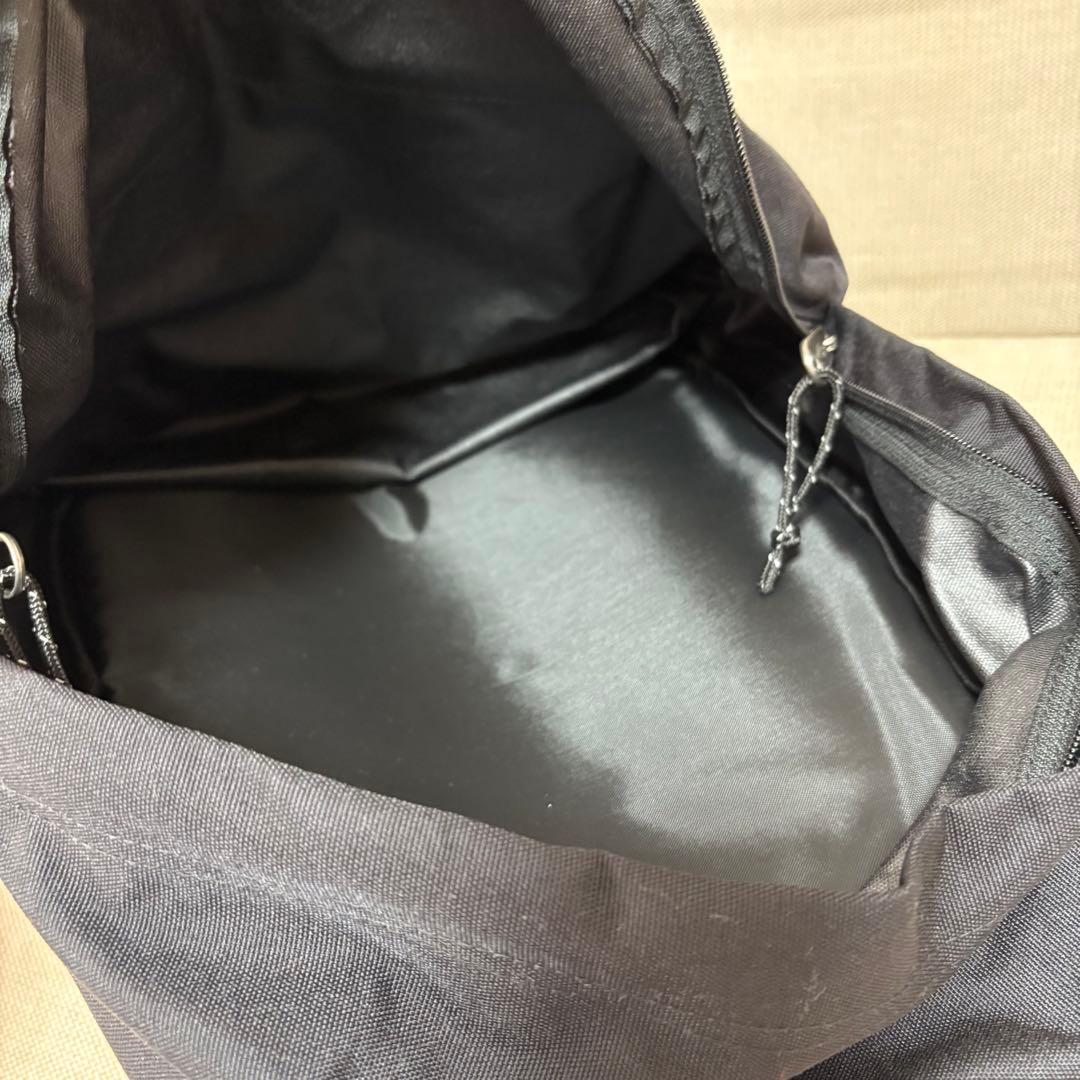 BUMP OF CHICKEN リュックとニコルポーチ