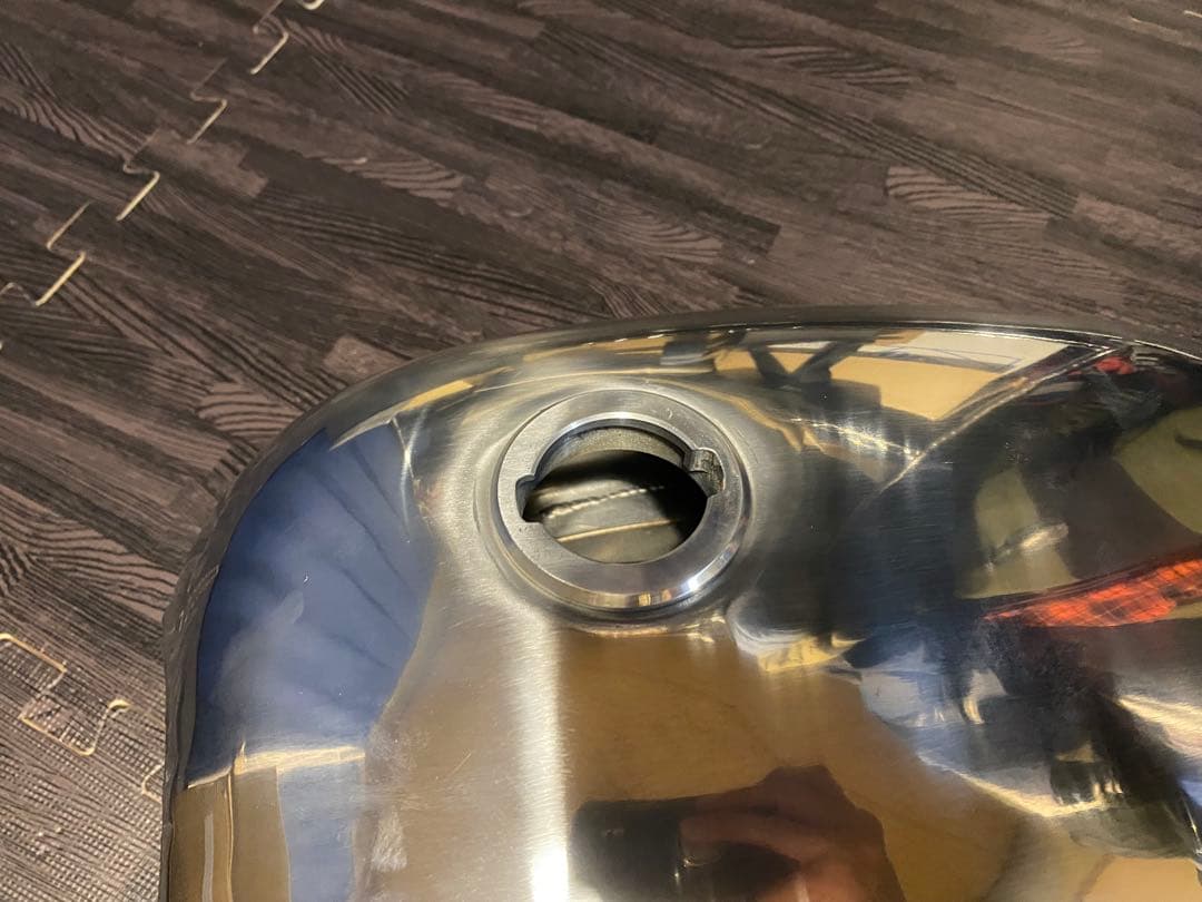 w650 400 用　アルミタンク　新品