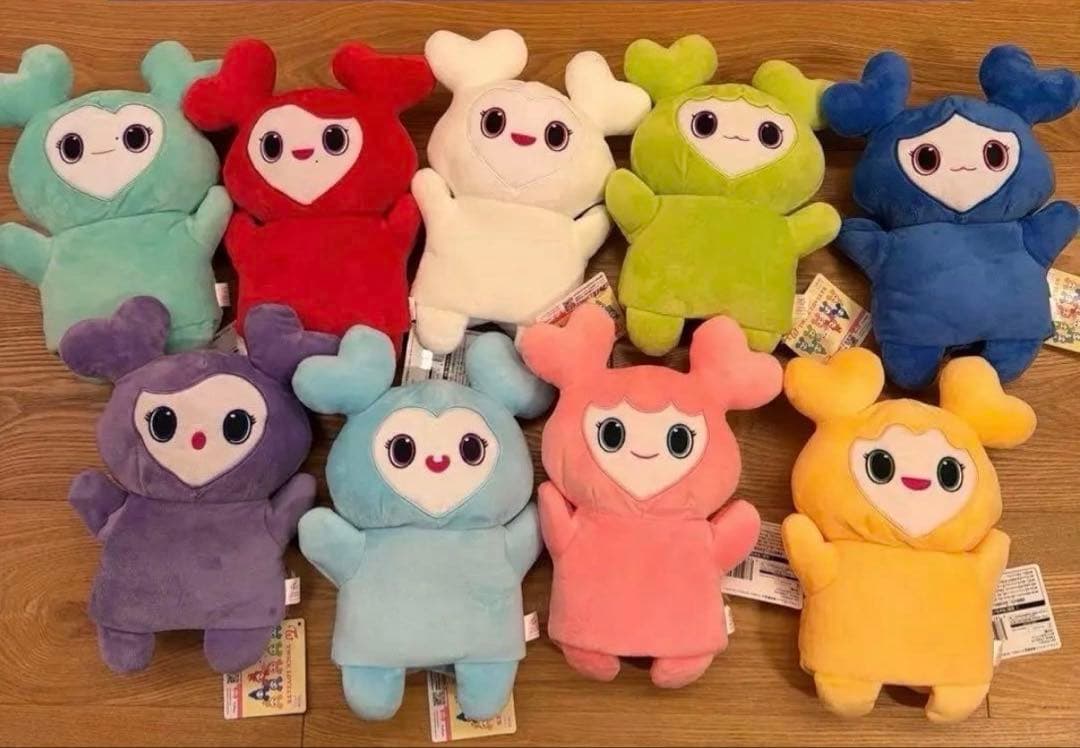 TWICE LOVELYSのぬいぐるみ