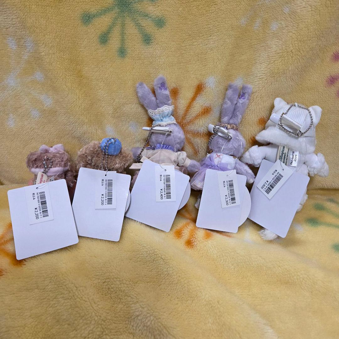 ダッフィーアンドフレンズ　ぬいぐるみバッジ　５体　ステラルー　ジェラトーニ　他