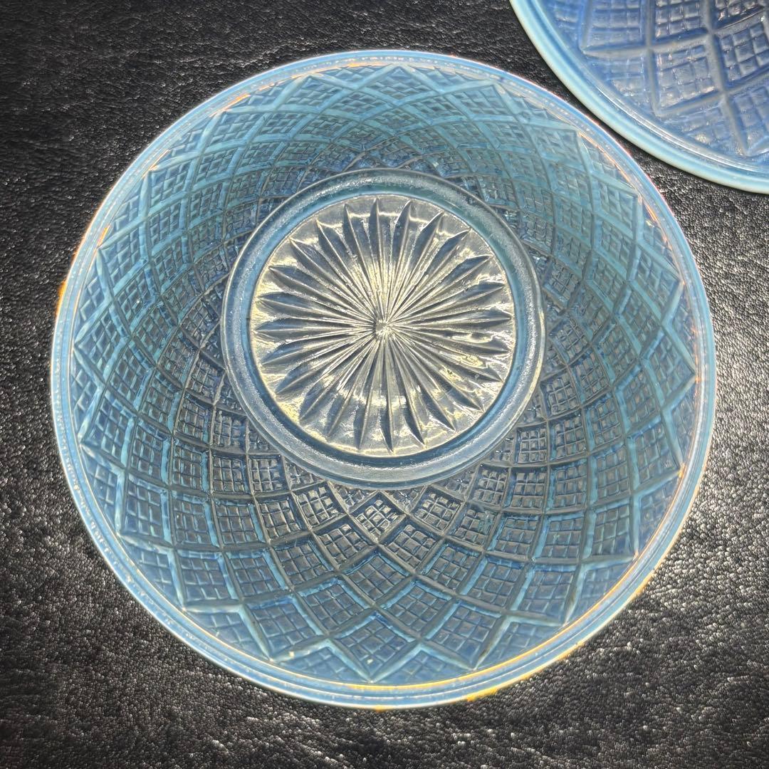 ★明治/大正ガラス！綺麗なブルーに乳白ぼかし小鉢/気泡ガラス/氷コップ/2個！★