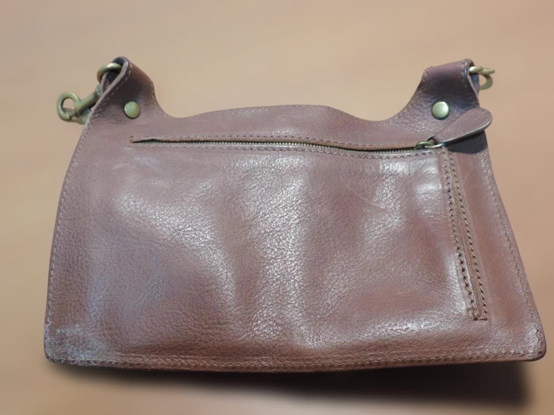 ボッテガヴェネタ　ヒップバッグ　ブラウンカラー　未使用品　405K☆