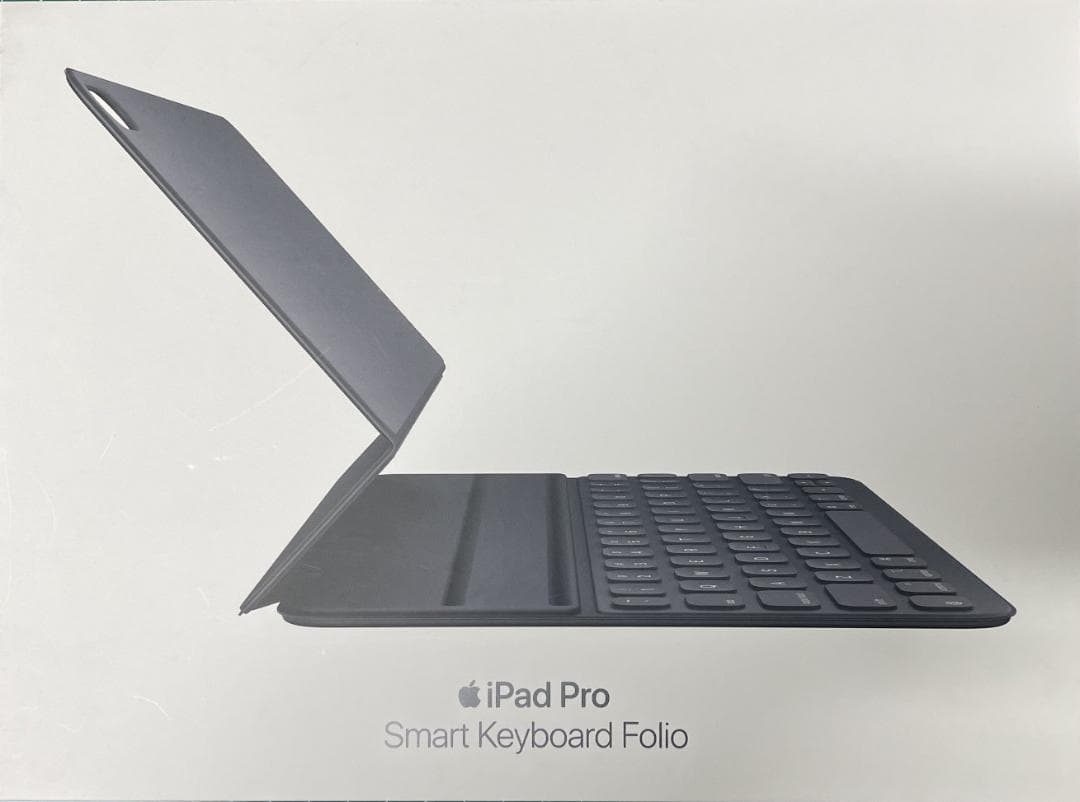 iPad Air5 Wi-Fiモデル256GB スペースグレイキーボードカバー付