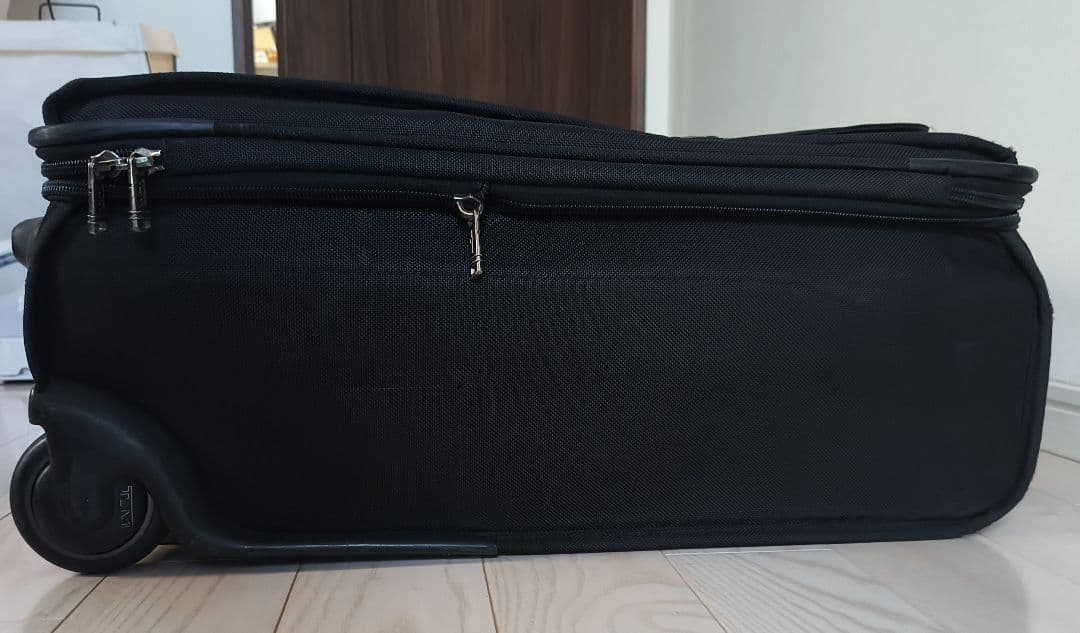 TUMI トラベルキャリーバッグ スーツケース 22922D4黒+鍵+マニュアル